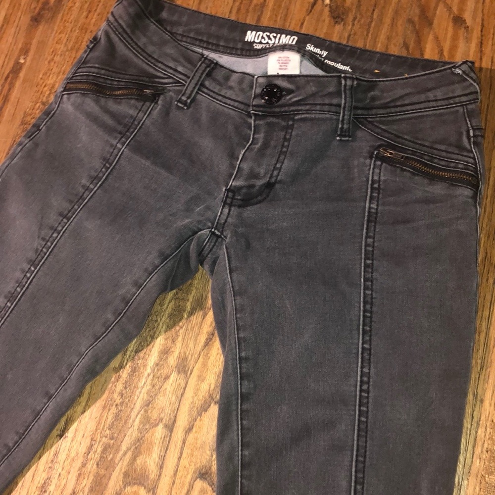 Faded Black Low-Rise Skinny Jeans